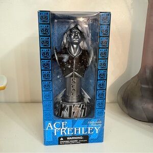 KISS 2002 McFarlane Toys Ace Frehley Collectible Statuette 7-inch Tall Mini-Bust